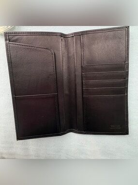 Coach Black Leather breast pocket Travel Wallet with Card Slots vintage